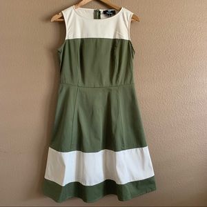 Dennis by Dennis Basso Fit and Flare Dress Size 8